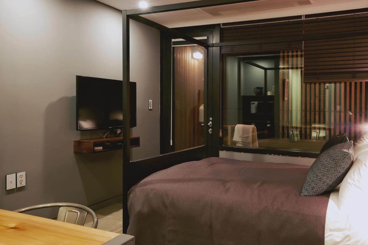 Hotel Jaynchloe à Seogwipo Extérieur photo